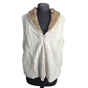 Alfred Dunner Light Brown Faux Fur Vest